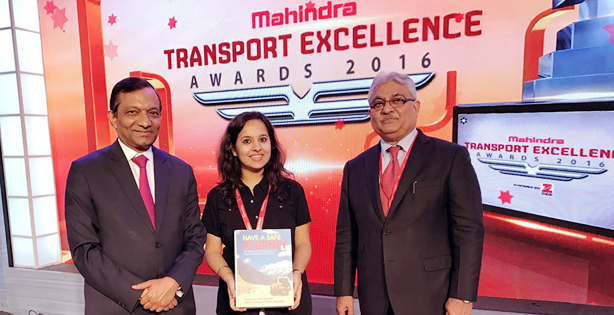Ms. Roshni Chabra from BITS Pilani receives Mahindra Transport Excellence Award for Short Story