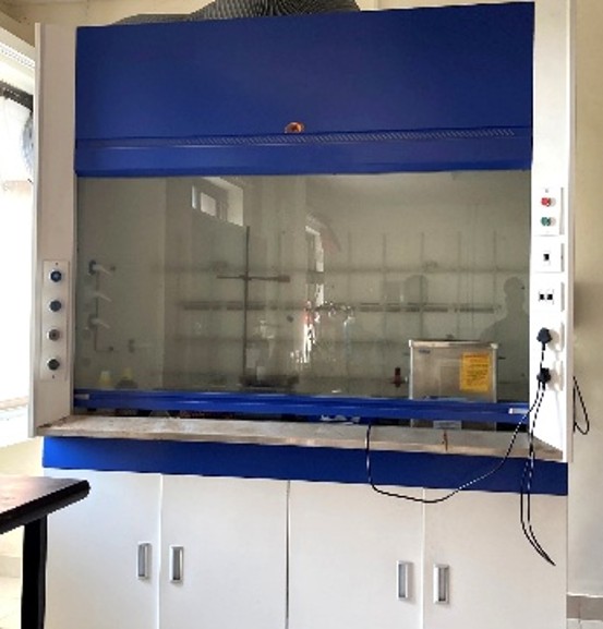 8.Fume Hood