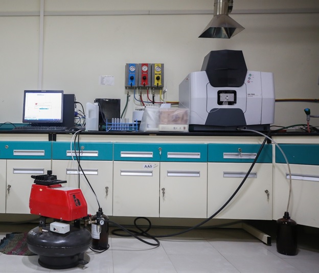 ATOMIC ABSORPTION SPECTROSCOPY AA-7000